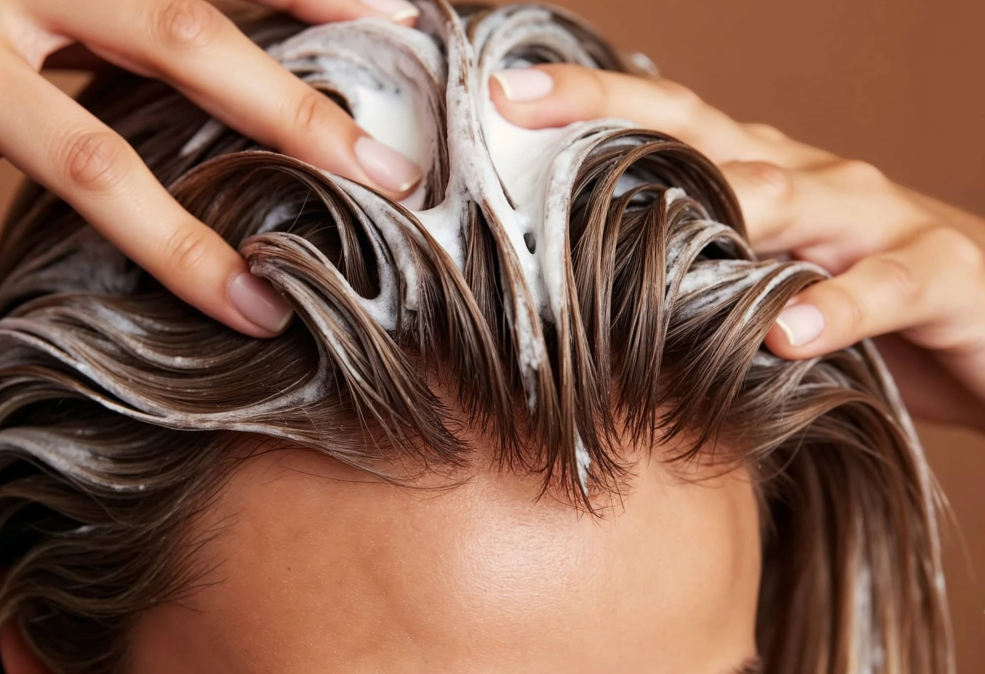 Yıpranmış Saçlar İçin Onarıcı Güç: Doğal Saç Maskeleri İle Bakım